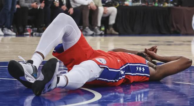 包含雄鹿碾压步行者，波尔津吉斯绝境逆转的词条