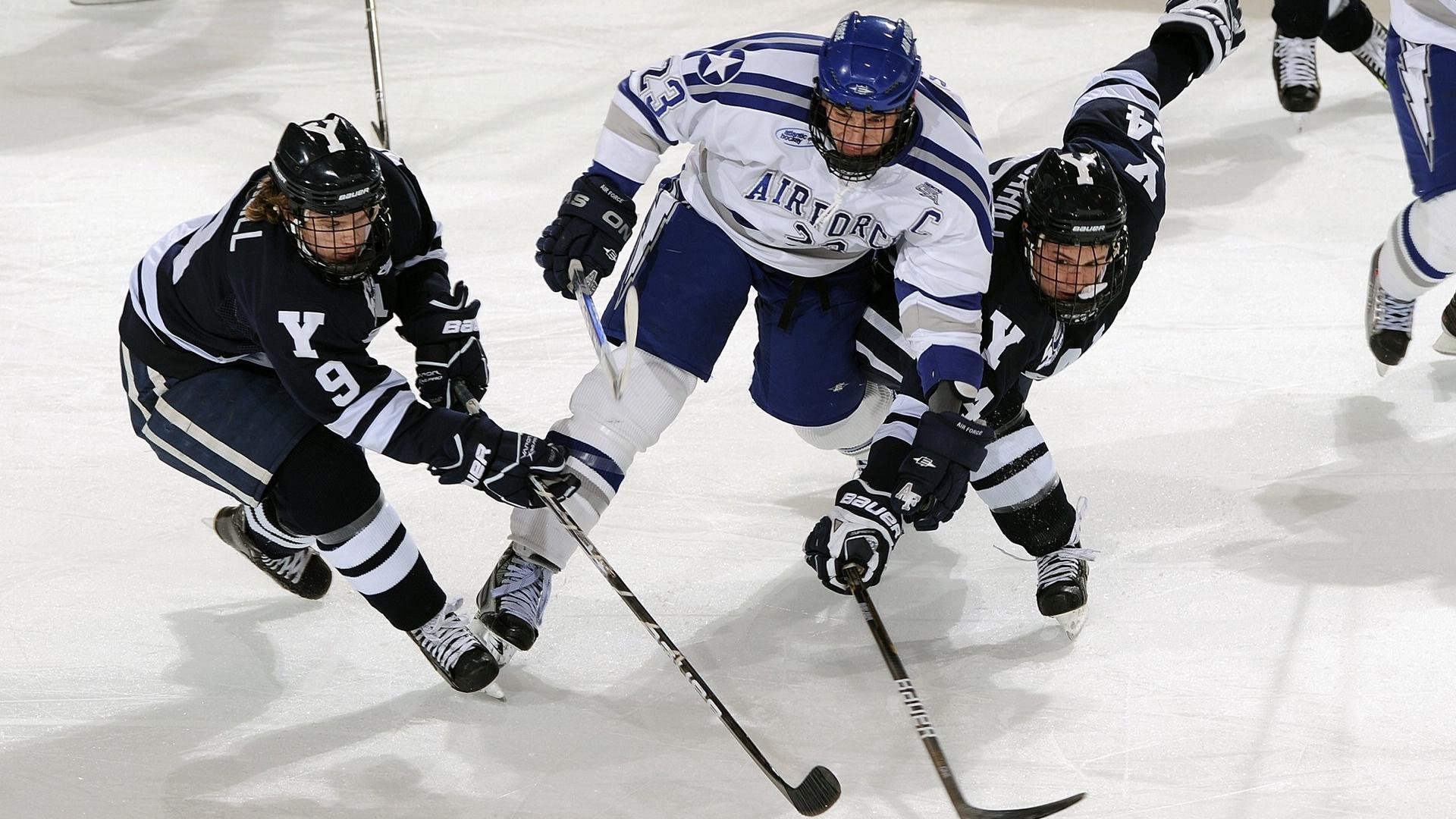 东决关键战之夜,范戴克末节接管比赛