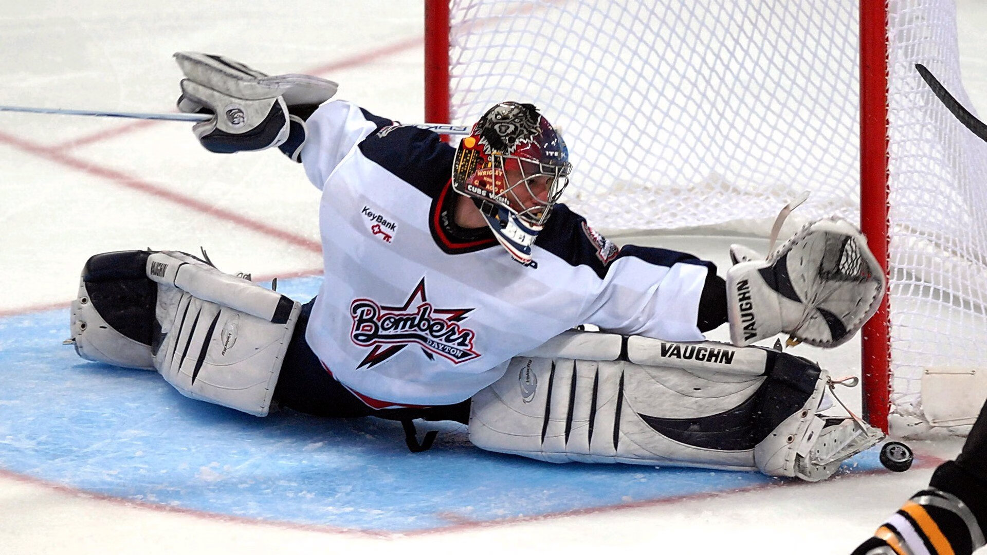 萨卡攻防两端统治全场，拜仁体系全面压制委内瑞拉式足球