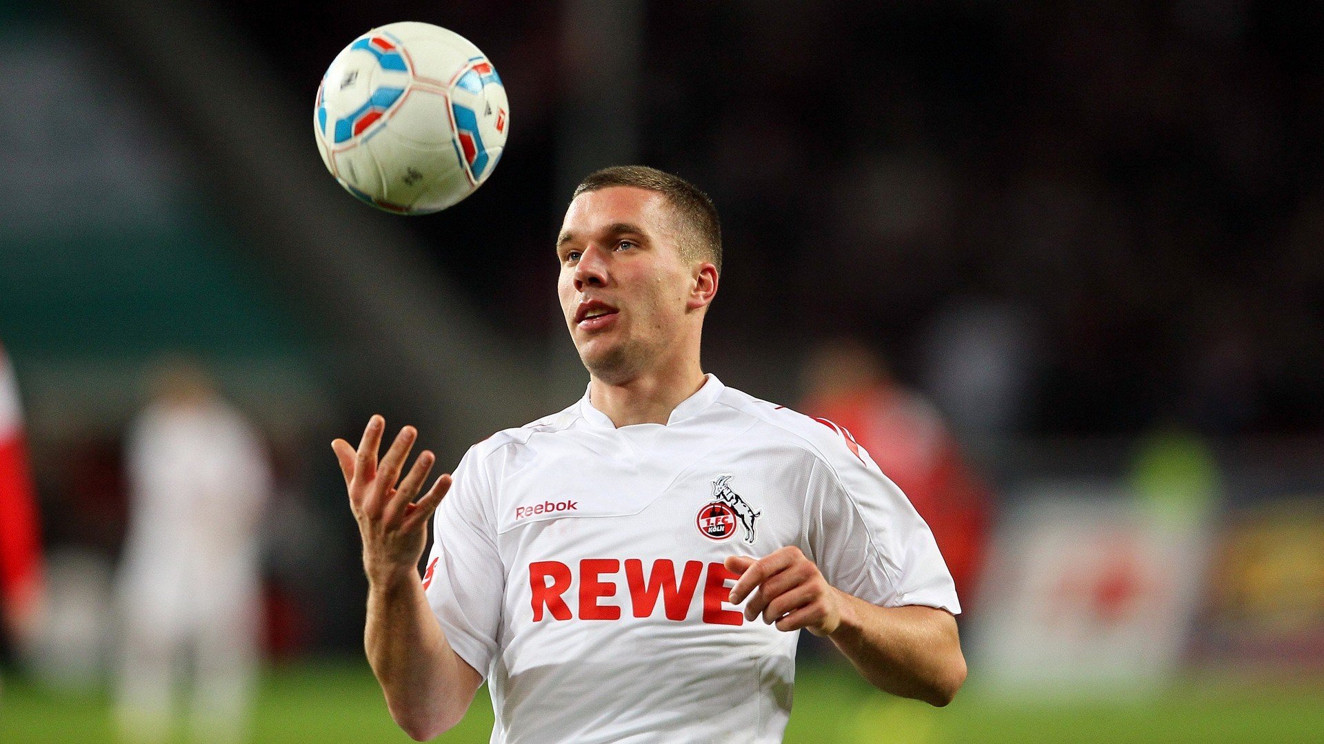 绿茵博弈论，当曼城的压制算法遭遇久保建英的稳态协议